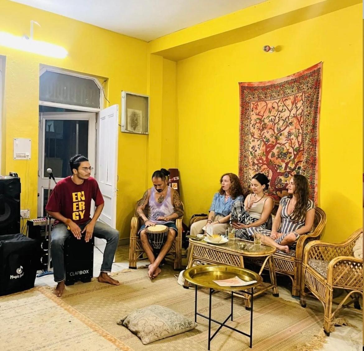 Art Bliss Hostel Rishikesh Bagian luar foto