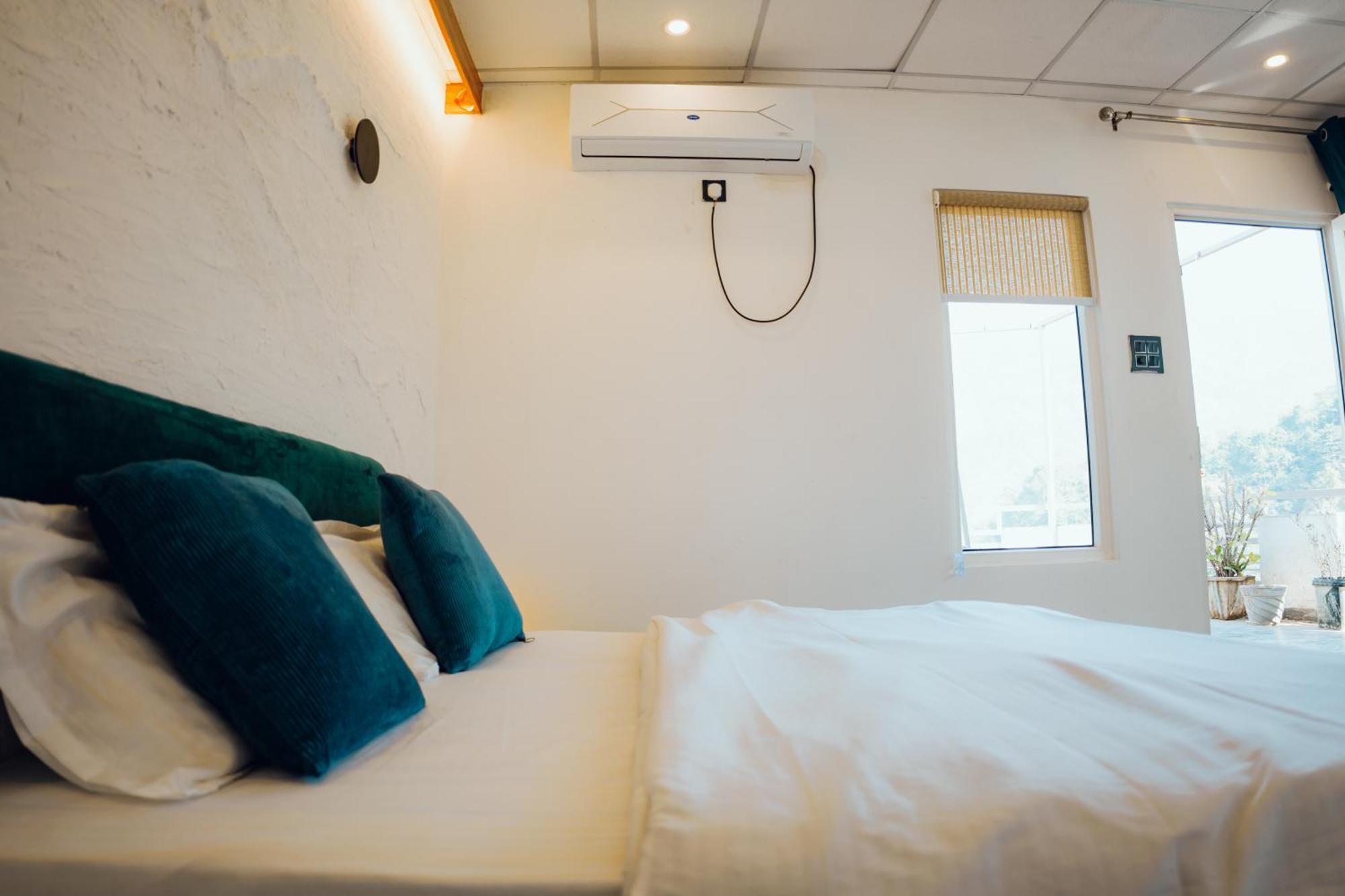 Art Bliss Hostel Rishikesh Bagian luar foto